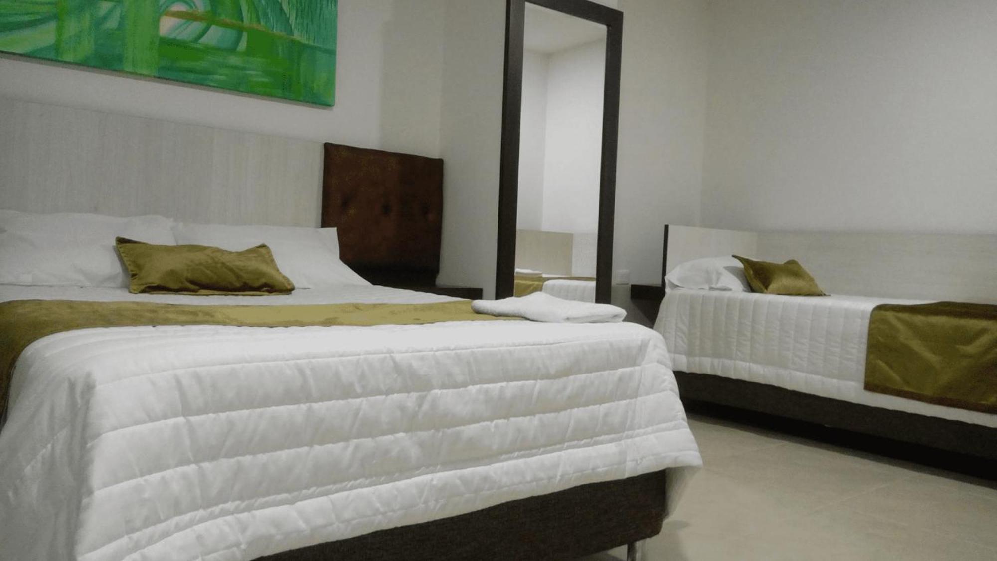 Hotel Andinos Plaza Florencia Экстерьер фото