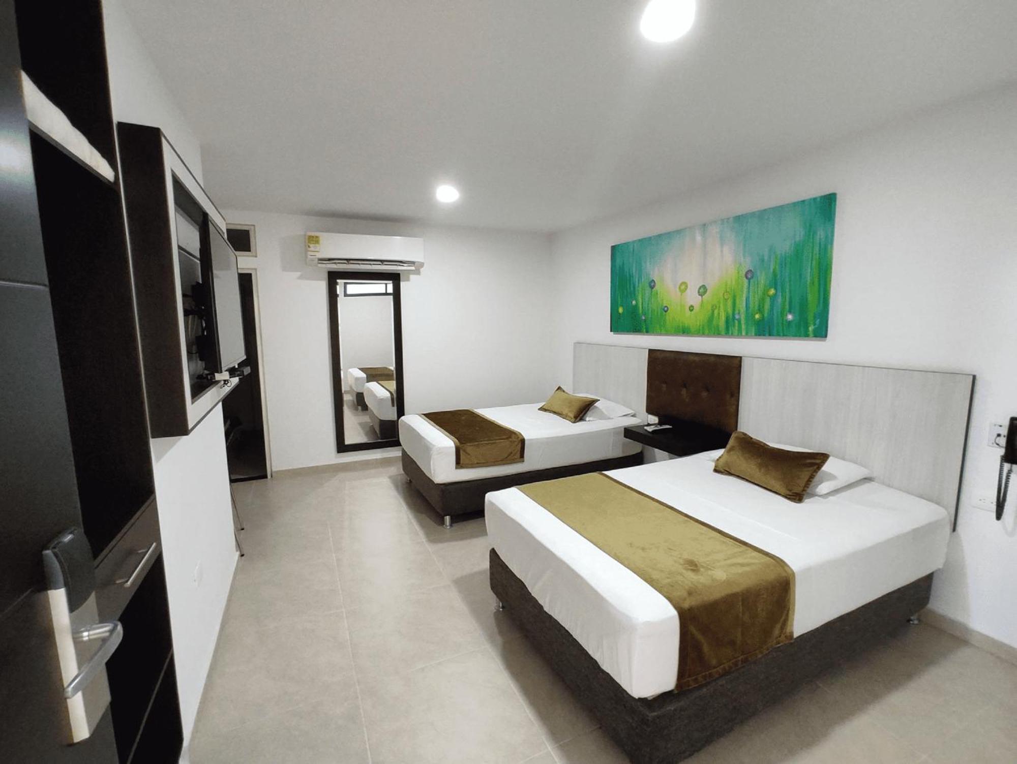 Hotel Andinos Plaza Florencia Экстерьер фото