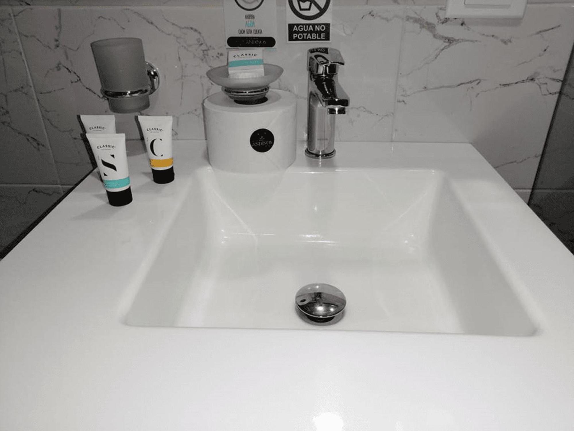 Hotel Andinos Plaza Florencia Экстерьер фото